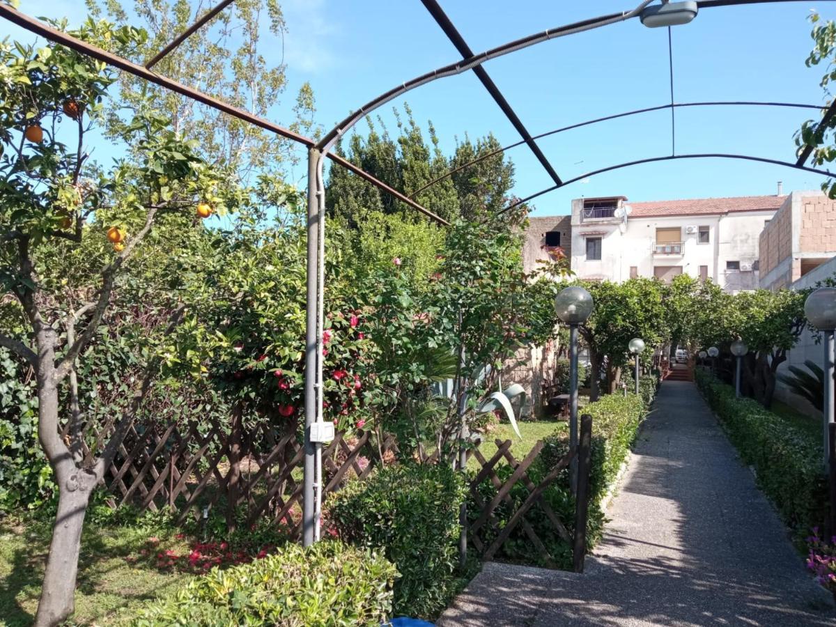 Residenza Caserta Sud - Appartamento Con Giardino Eksteriør bilde